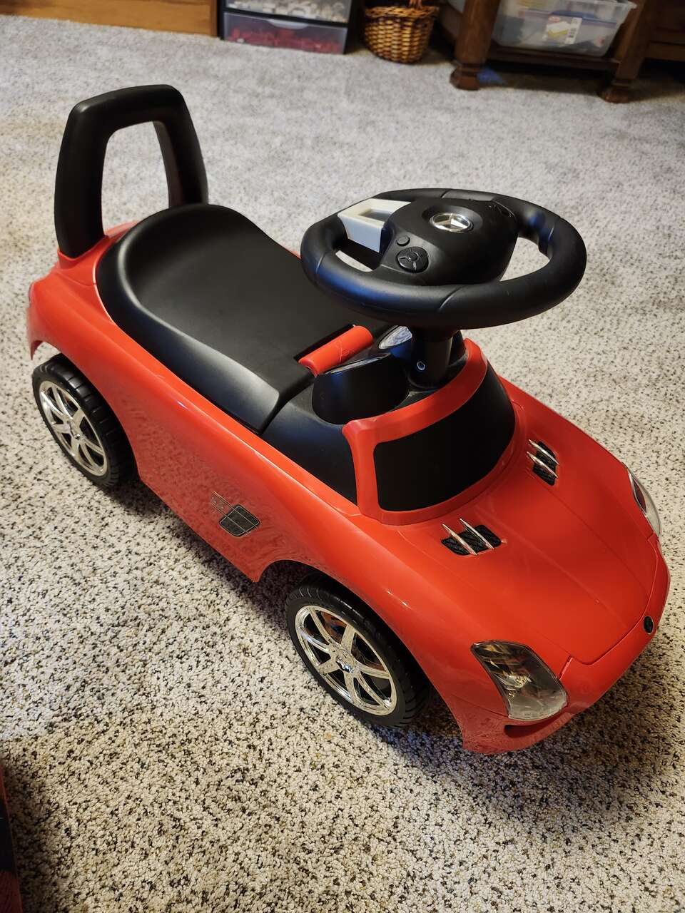 NonElectric RideOn Toy Mercedes Benz Car… Toys