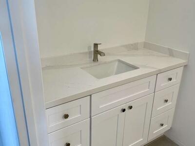 Marble And Quartz Countertops
