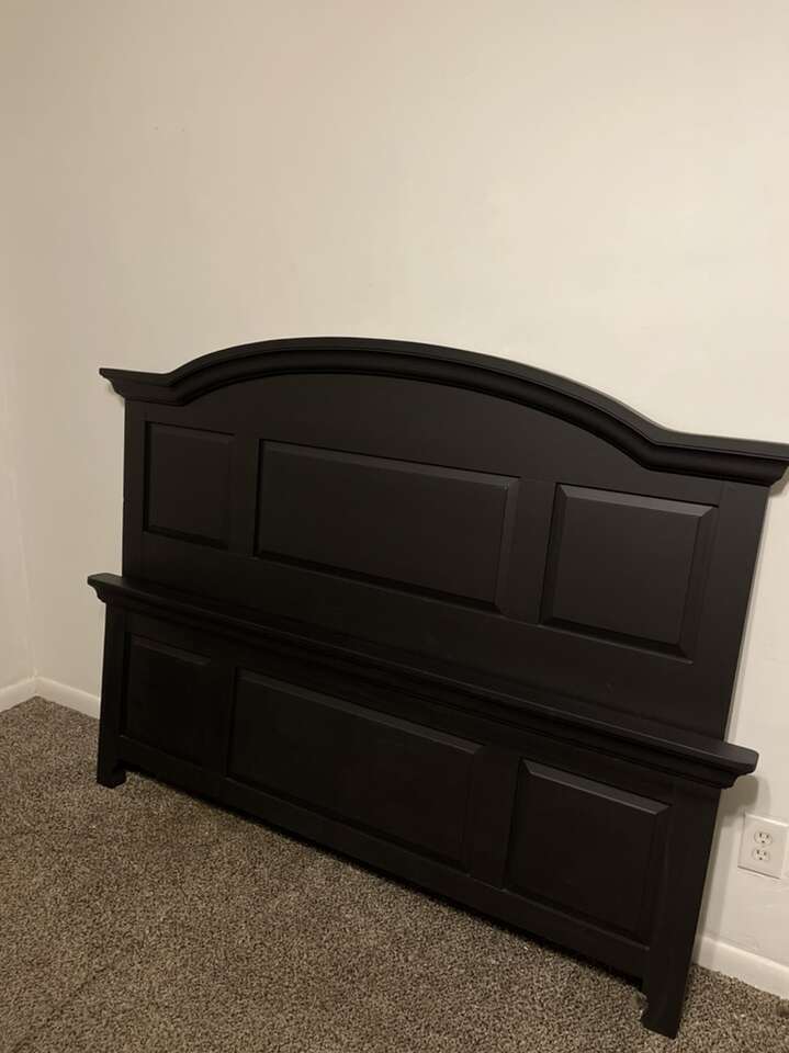 Matte Queen/full Bed Frame Furniture