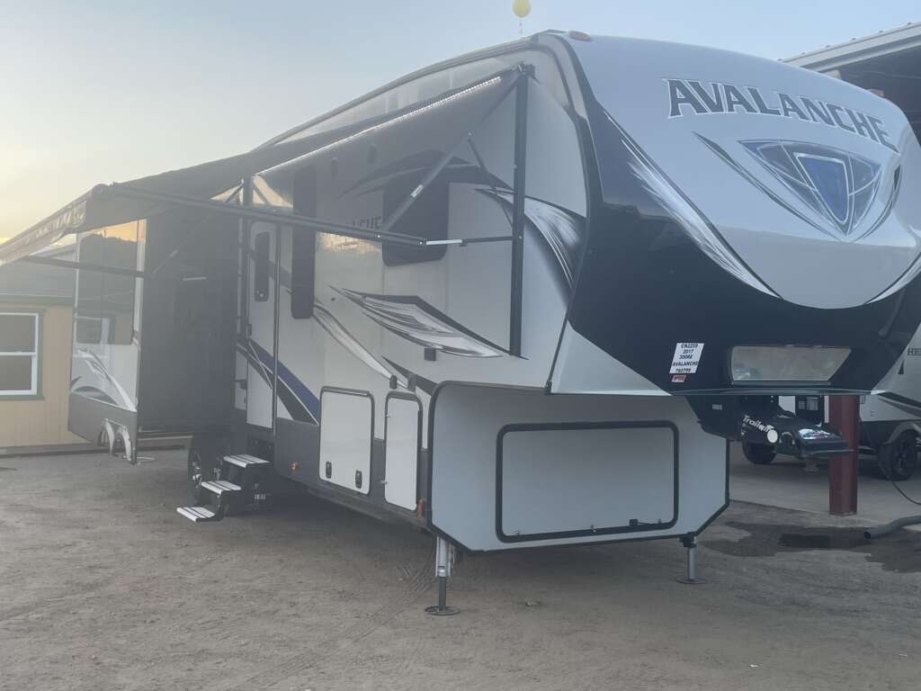 2017 Keystone Avalanche