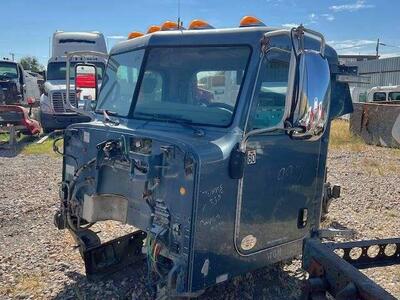 PETERBILT FLAT TOP UNIBILT CAB ASSEMBLY for Sale