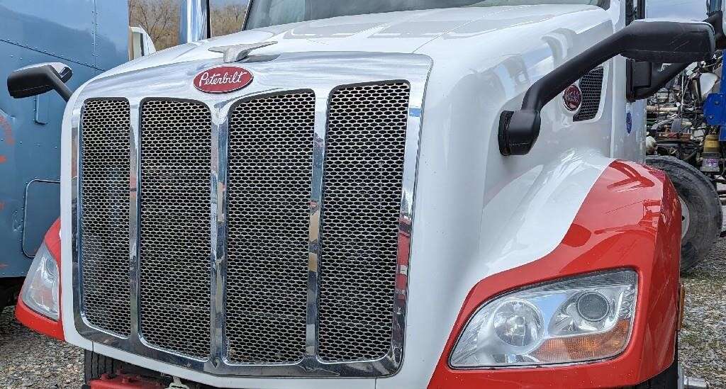 PETERBILT 579 For Sale