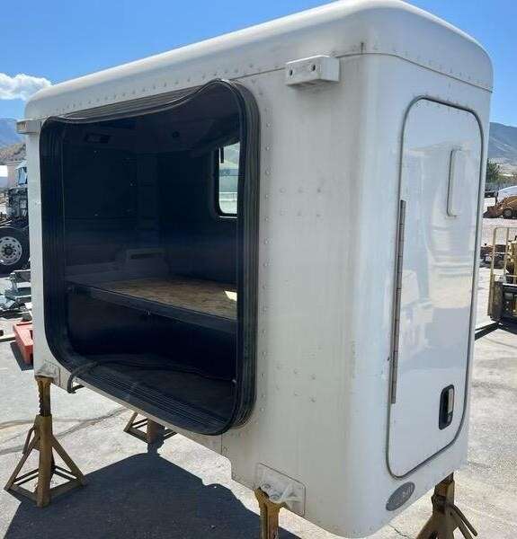 PETERBILT 379 For Sale