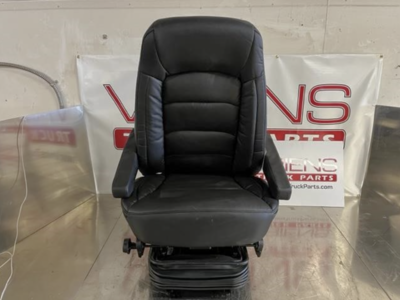 BOSTROM 5300001-900 SEAT