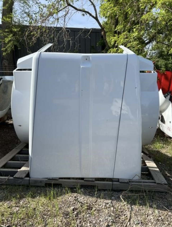 KENWORTH T800 FIBERGLASS HOOD