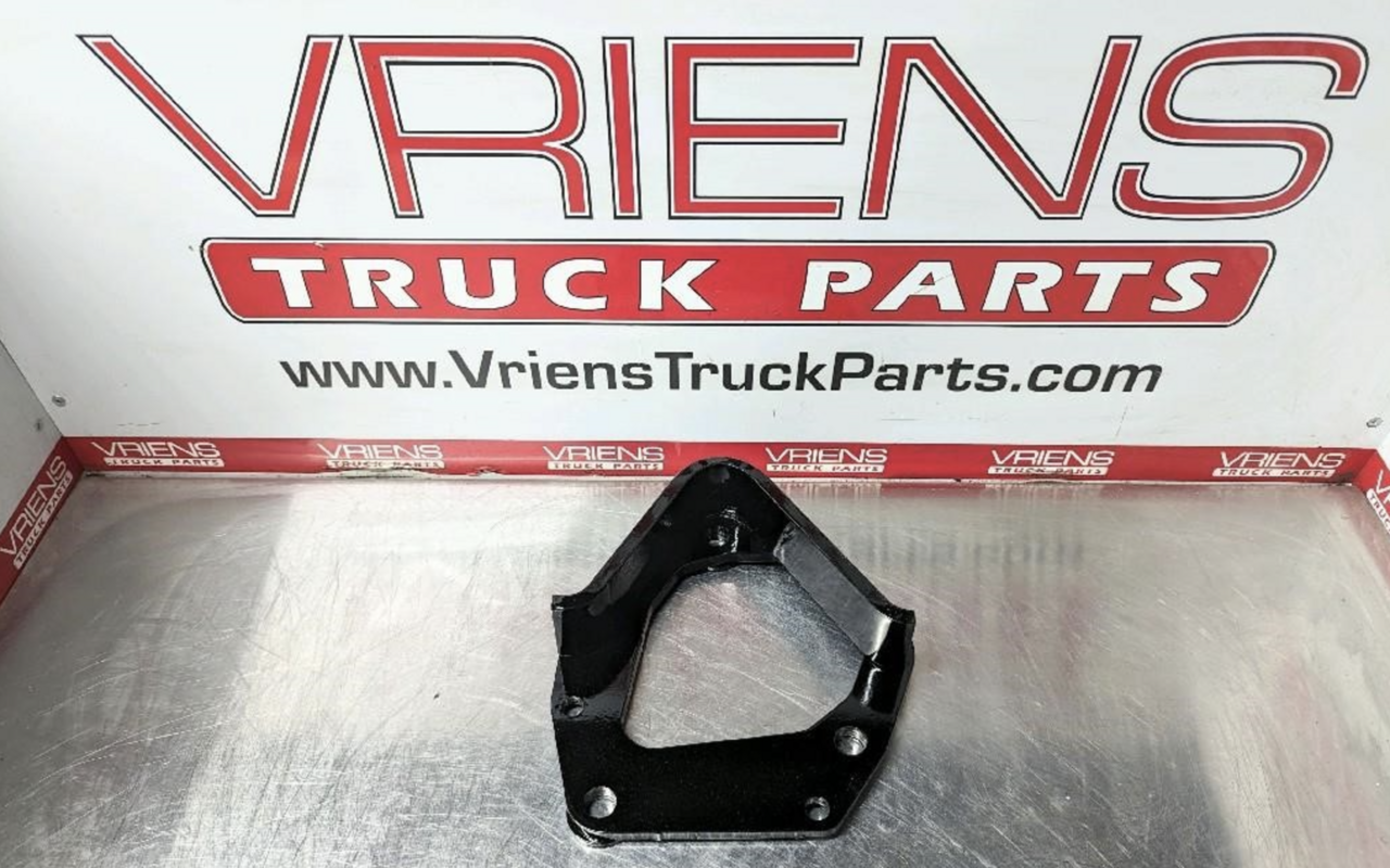 PETERBILT 359 STEERING GEAR BRACKET