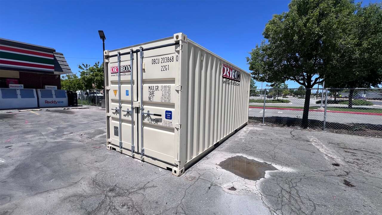 FOR Rent 8ft 10ft 20ft 40ft Shipping Storage Containers for Rent / Rentals and Sale 20' 40' 40HC 40HQ