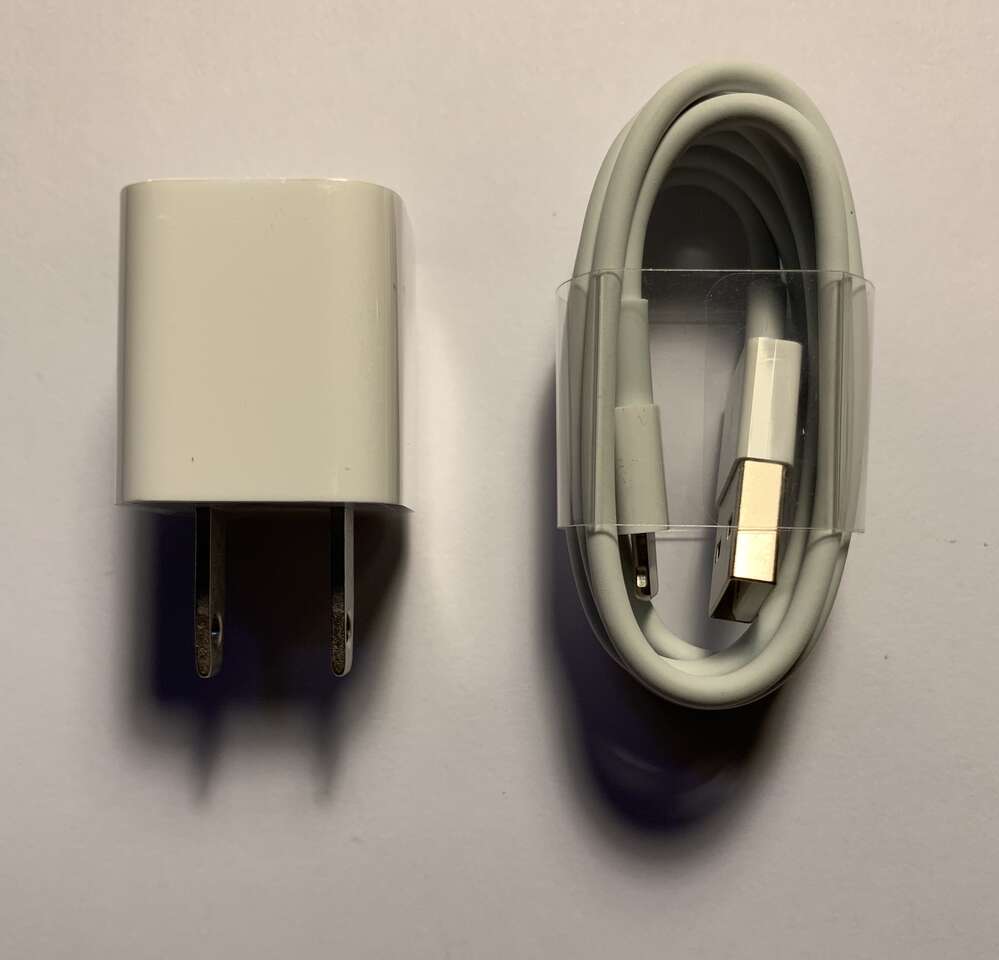 Apple iPhone Accessory Accessories Bundle USB Lightning to Cable 5W Power Adapter Charger
