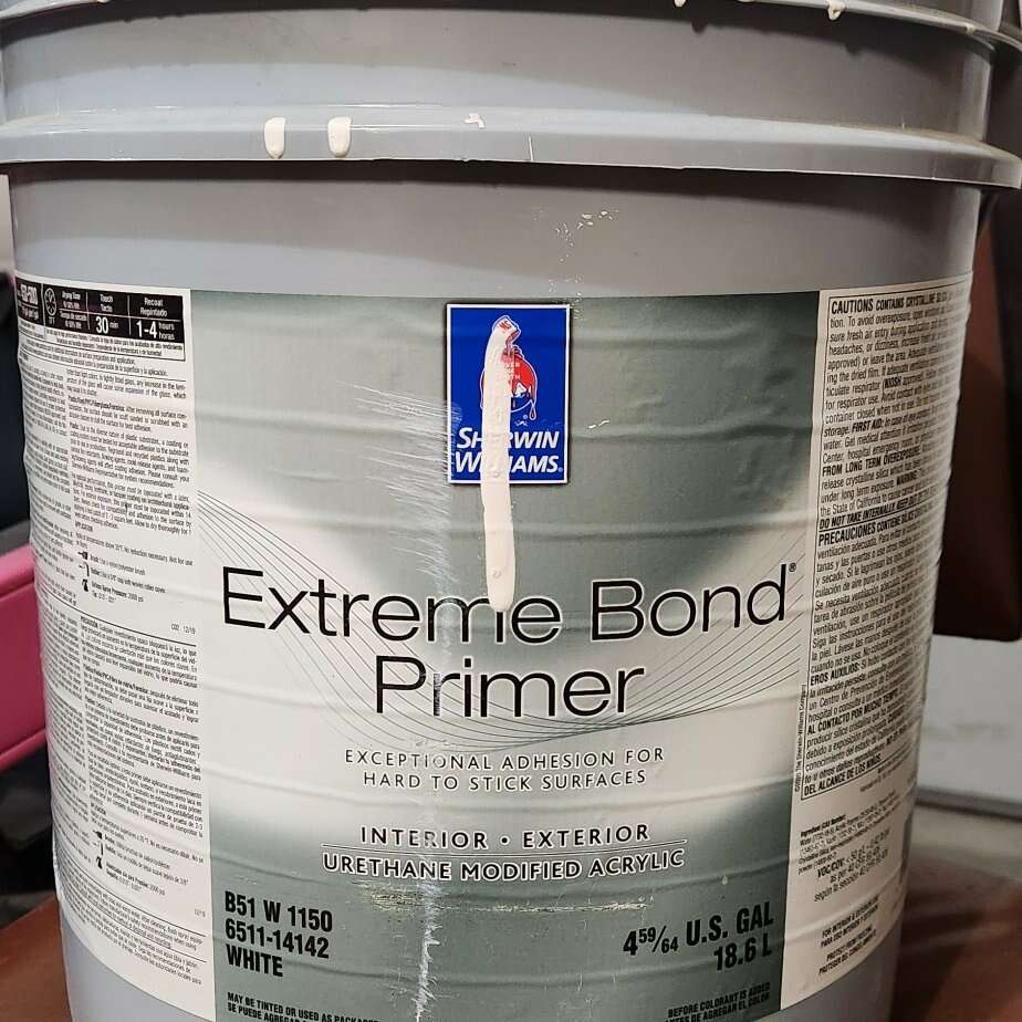 5 gal Sherwin Williams primer Home and Garden