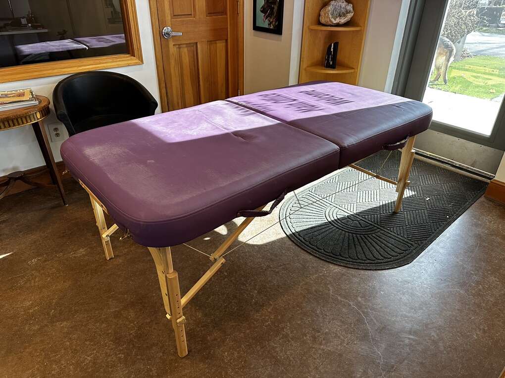 Earthlite Spirit Massage Table Furniture