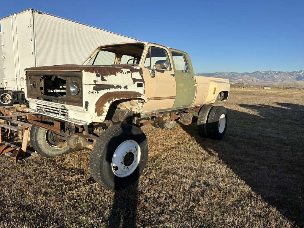 1988 Gmc Factory 4x4 2 Ton Crew Cab Square Bosu