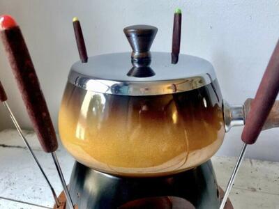 Fab vintage porcelain mid century modern fondue set w/ serving forks &burner MCM