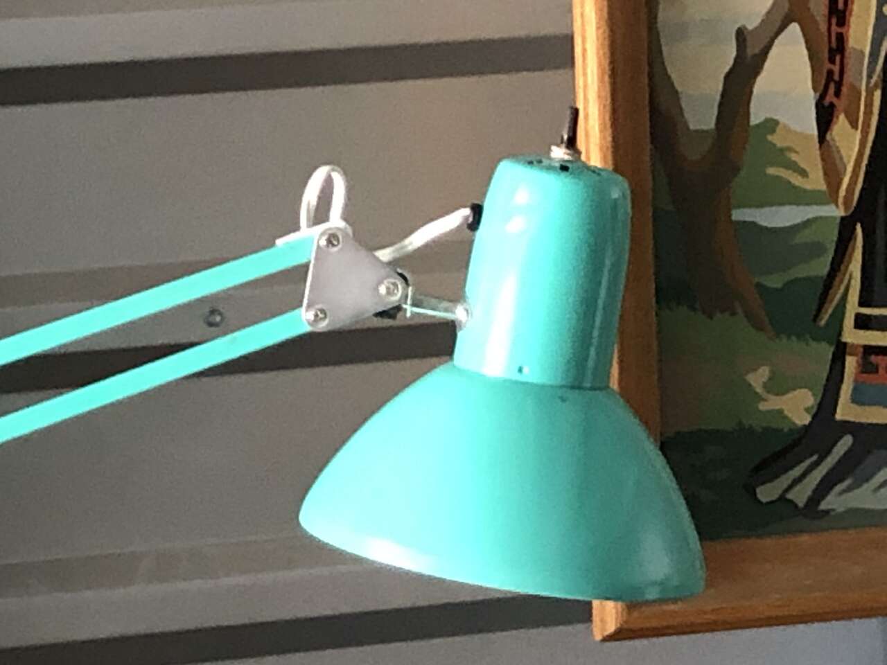 Pristine, vintage Mid Century desk lamp adjustable articulating