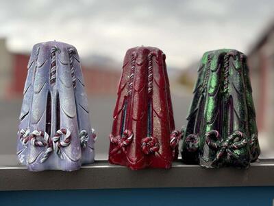 Beautiful Vintage hand made, hand dipped / carved, USA made candles perfect decoration or gift