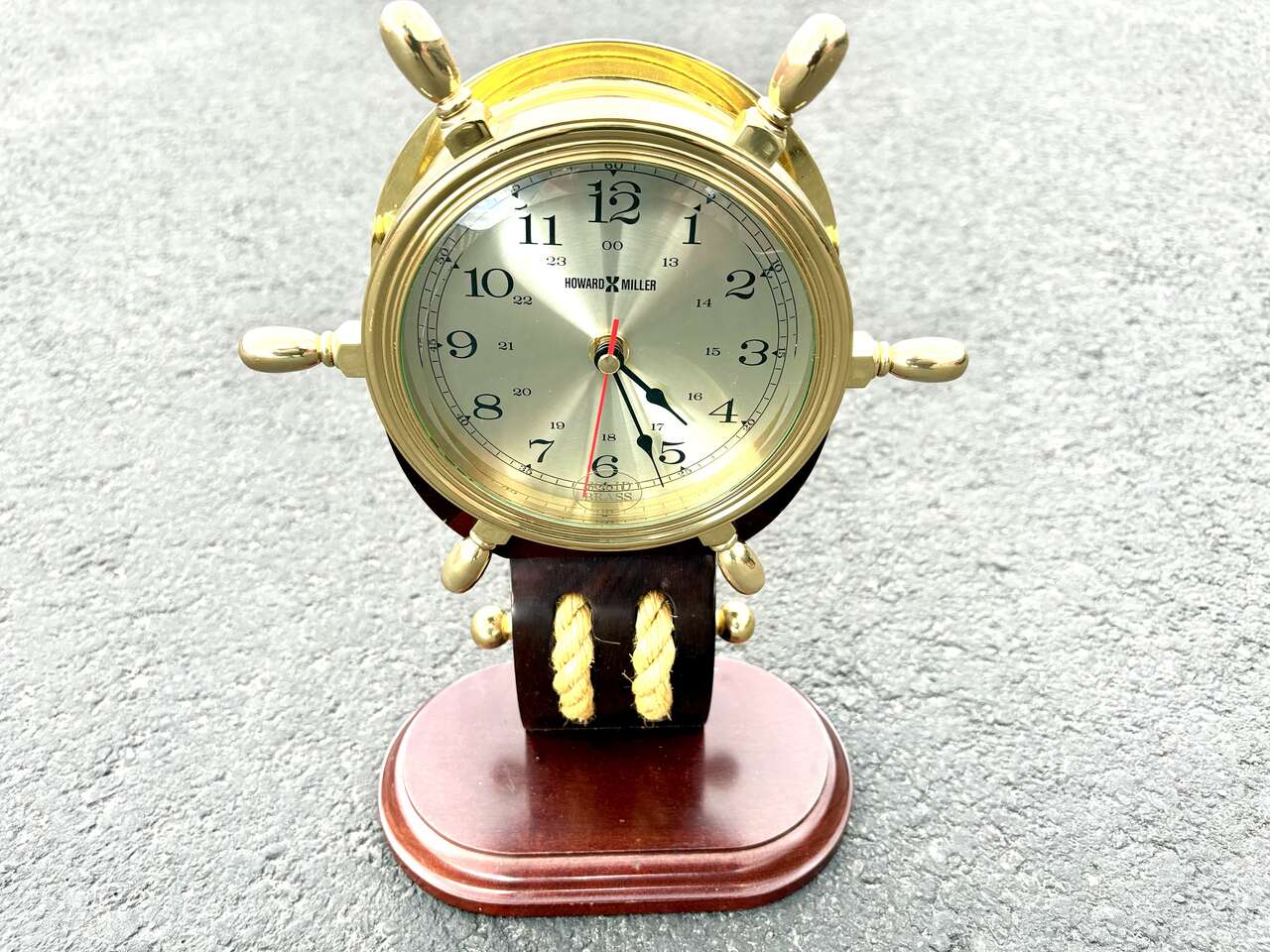 Stunning $690, Solid Brass Howard Miller nautical Britannia clock