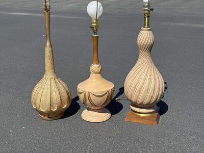 Large assortment of mid century modern table lamps. Vintage MCM