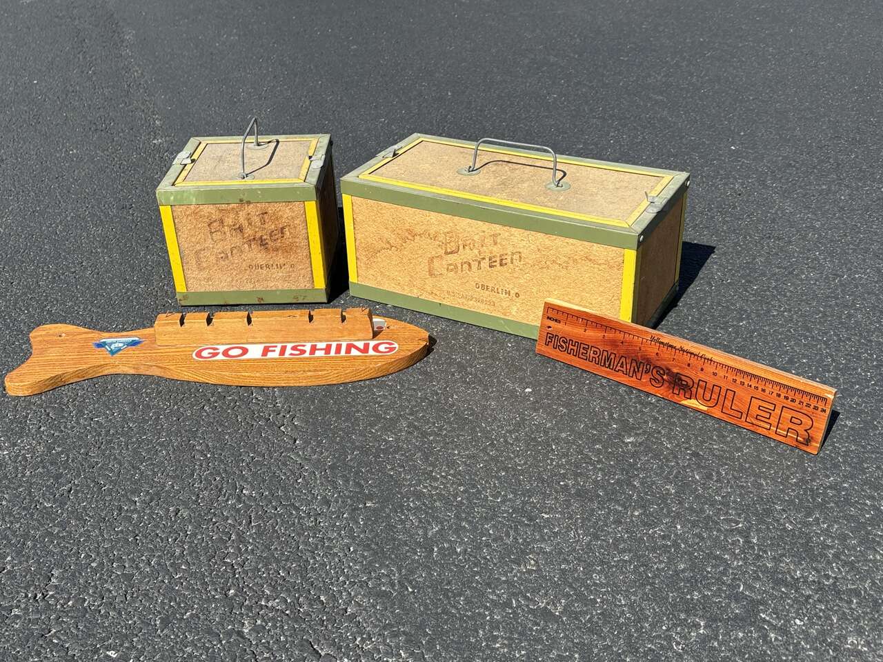 Vintage Oberlin Bait Canteen worm boxes. Perfect gift for fisherman  antique 1950s 1960s