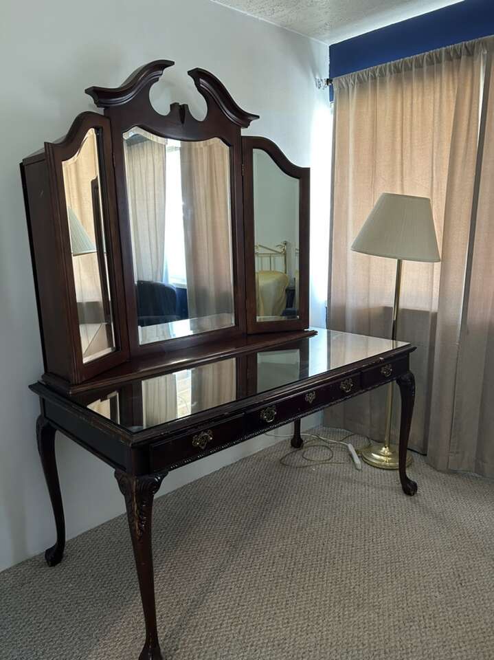 Large Antique Desk With Vanity Furniture