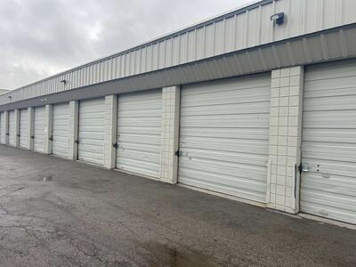 Storage Units / Self Storage / Car Storage / Business Storage