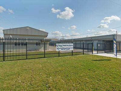 STORAGE UNIT FOR RENT