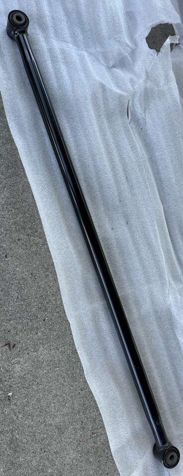 Lateral Control Rod Assembly - Track Bar - Toyota 4Runner