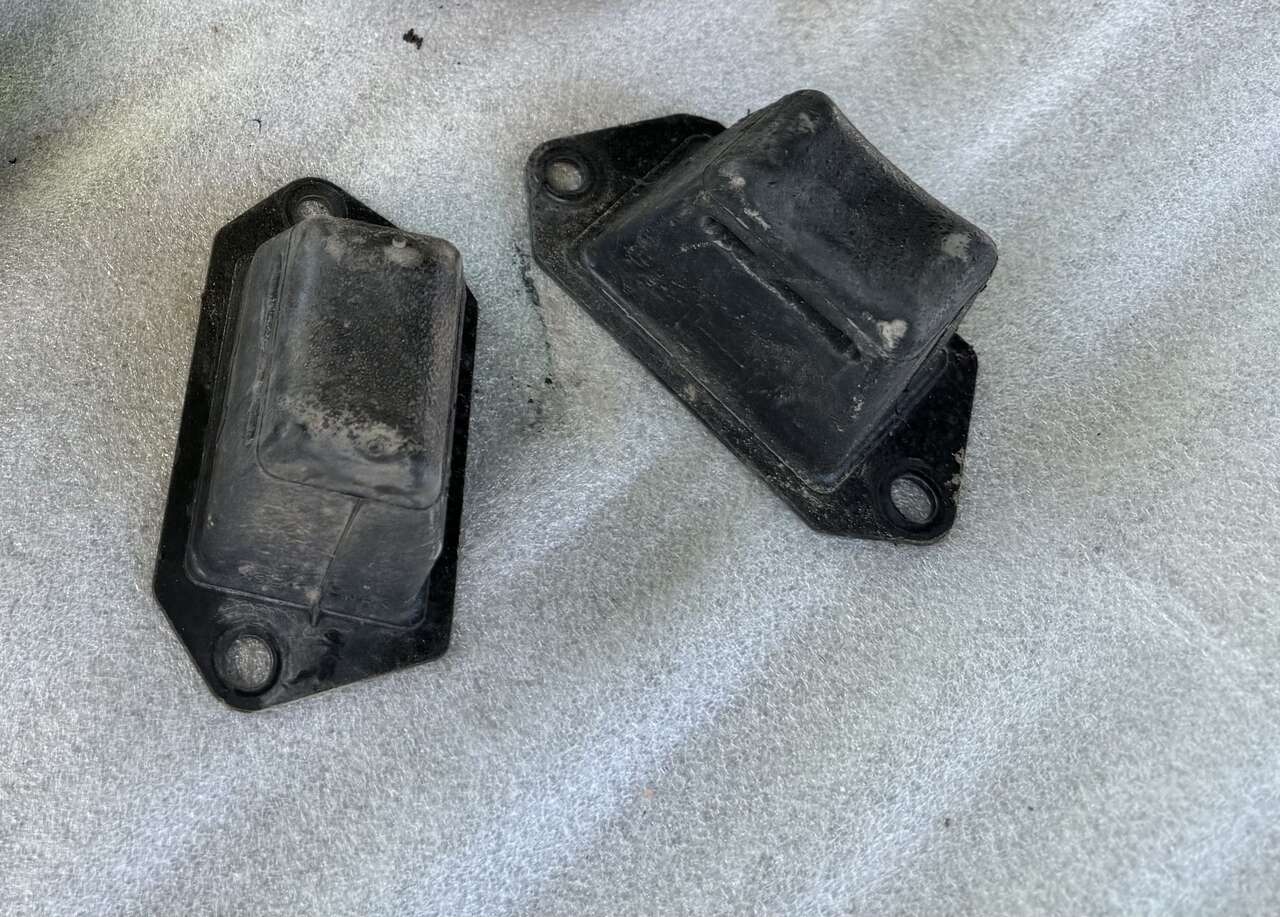 Toyota front and rear suspension bump stops for 4Runner