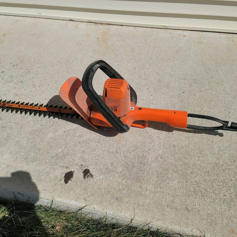Hedge trimmer