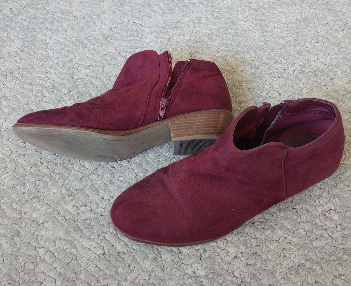 Maroon Wild Diva Lounge Ankle Boots Size 8 1/2