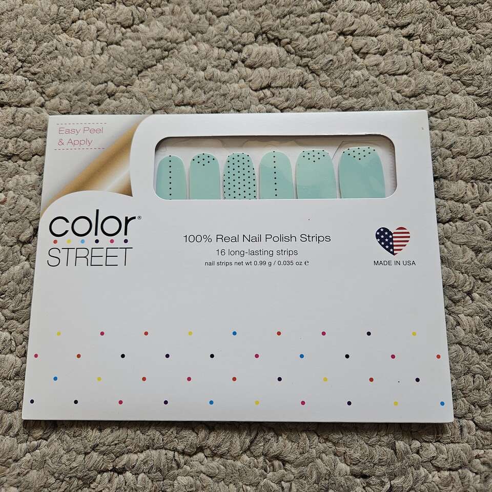 Color Street nail strips- dots
