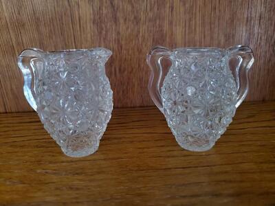 1950's Vintage Miniature Daisy & Button