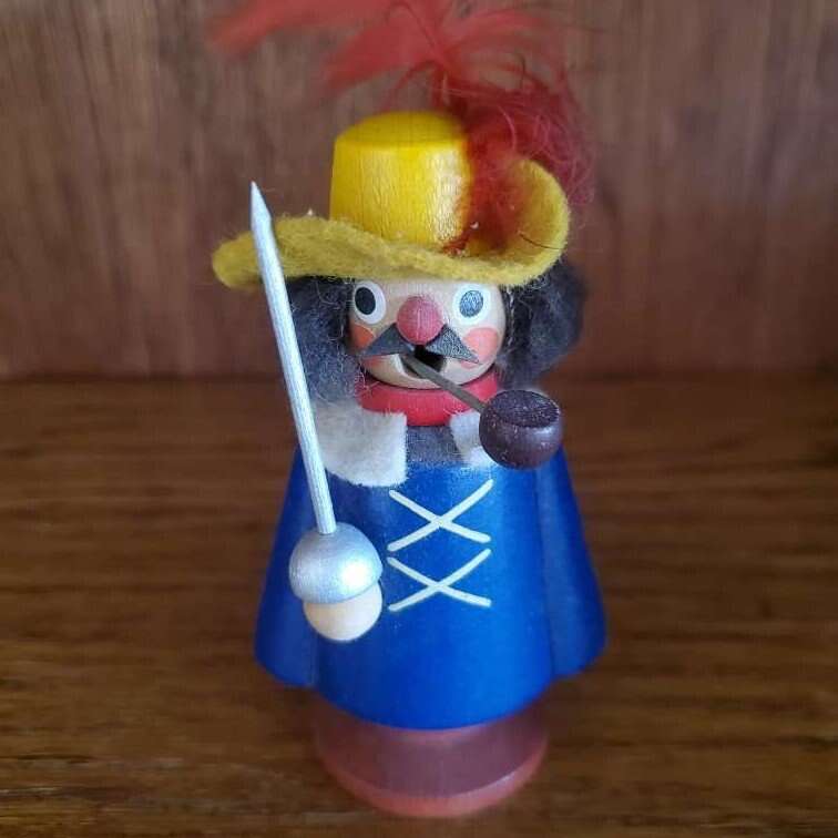 Christian Ulbricht mini smokers