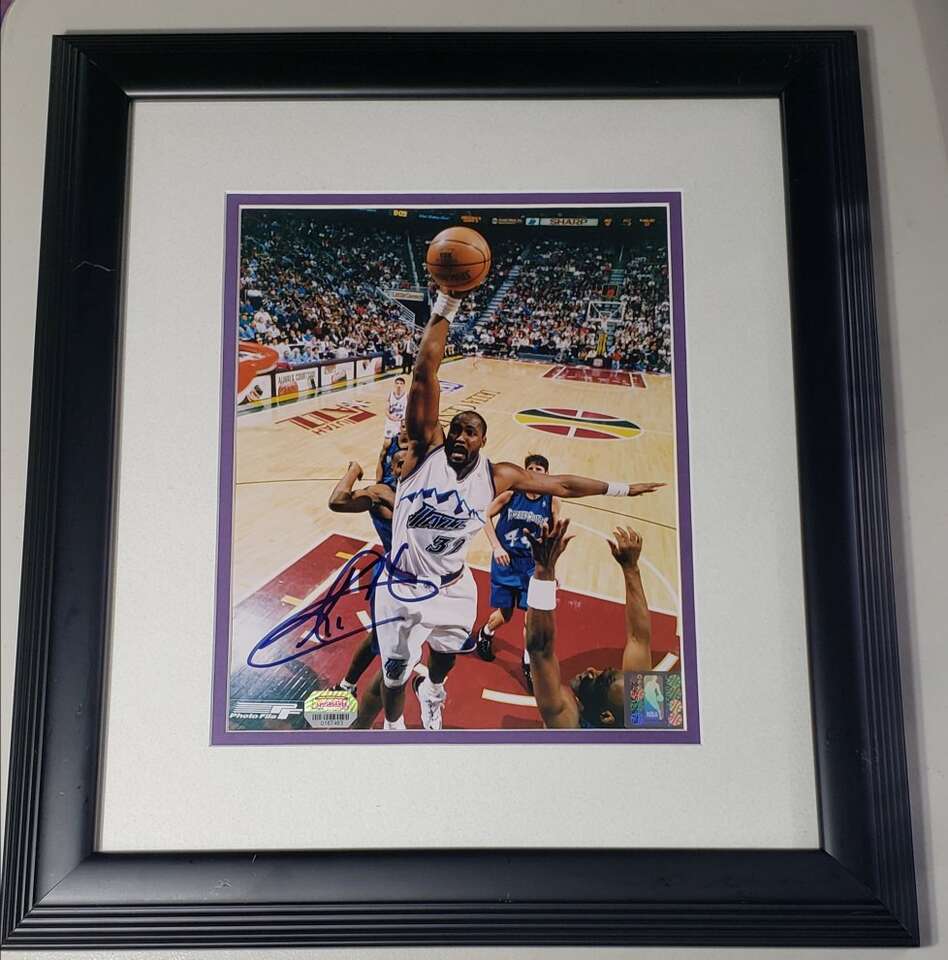 Karl Malone Autograph Signed Frame