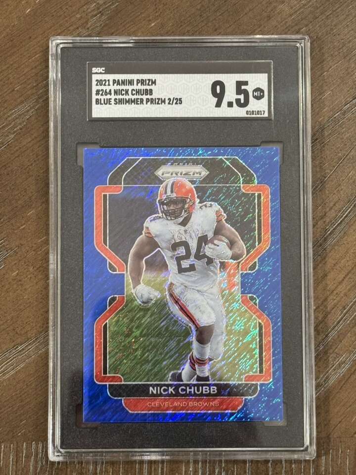 2021 Prizm Nick Chubb Blue Shimmer /25 SGC 9.5