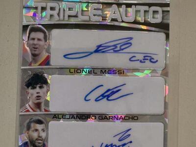 Leaf Metal Triple Auto Messi/Garnacho/Aguero /6