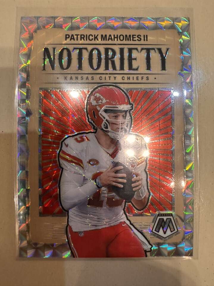 2024 Mosaic Patrick Mahomes Notoriety Silver #1