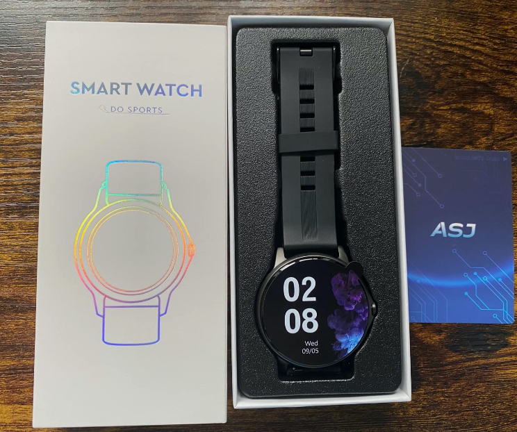 brand new in box Smart Watch （only 5 left)