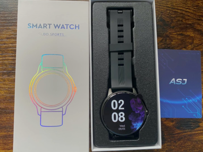 brand new in box Smart Watch (only 5 left)