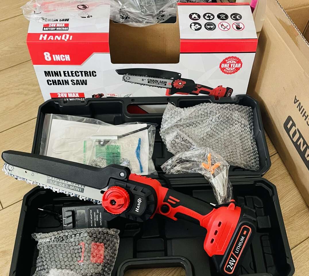 brand new in box Brushless 8 Inch Chain Saw