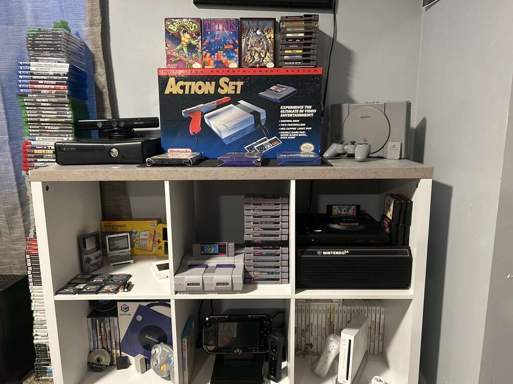 ISO Retro Video Games And Consoles