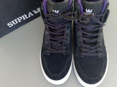 Boys SUPRA VAIDER Skate Shoe Size 6 Black Purple White Gray
