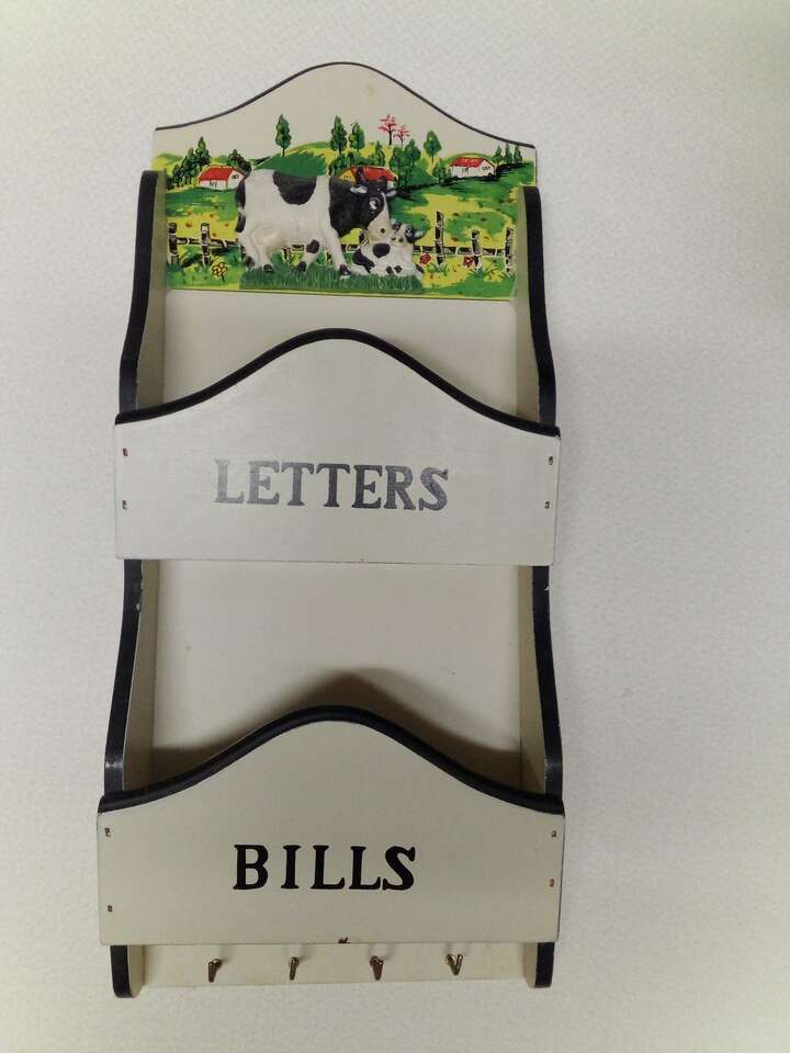 Vintage Holstein Dairy Milk Cow and Calf on Farm Letters Bills Keys Holder 14"