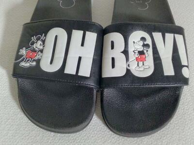 Disney Mickey Mouse "Oh Boy" Mens Flip Flops Size 9