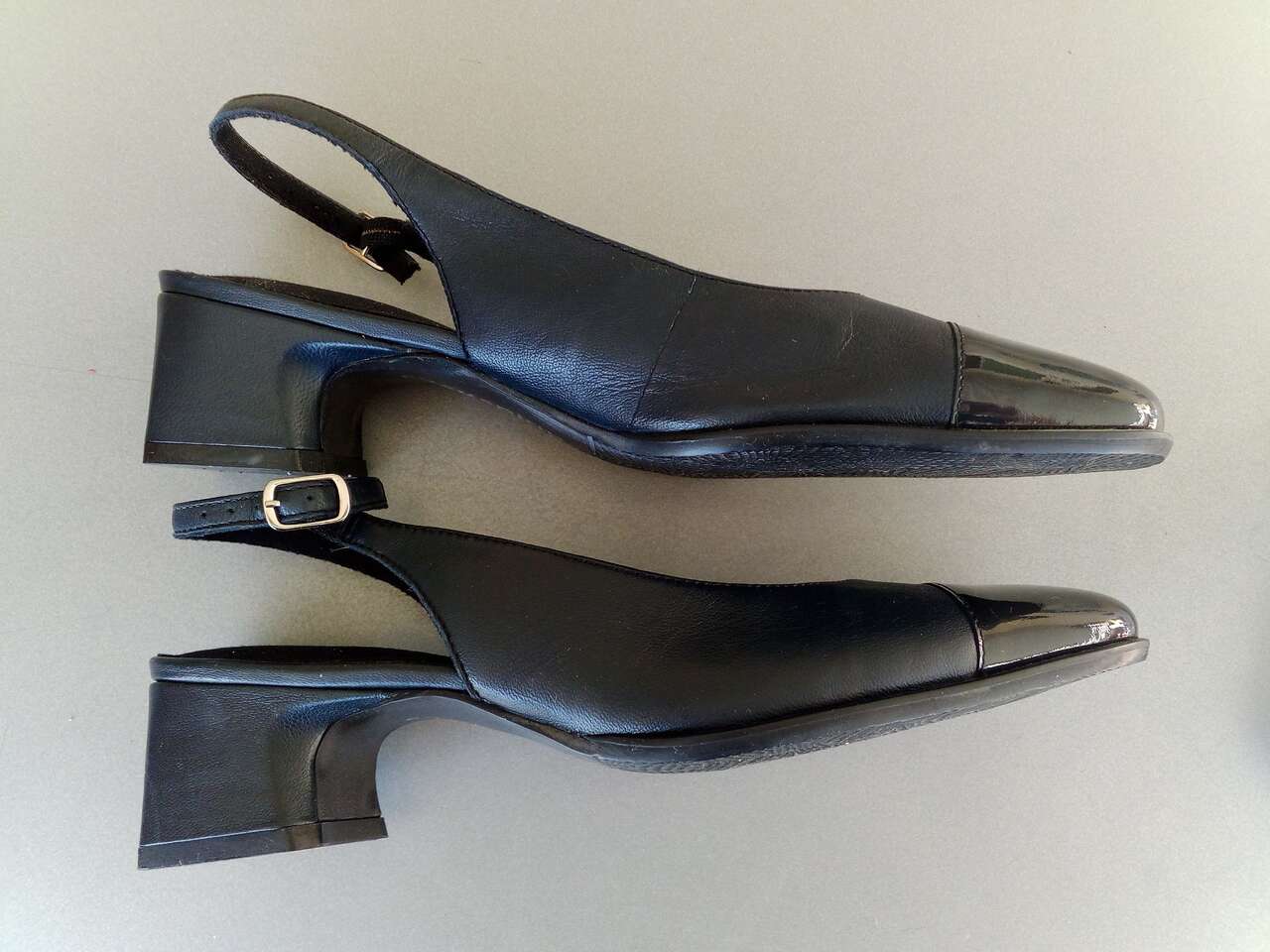 Women's Easy Spirit Midnight Blue Sling Back 2in Heels Size 6