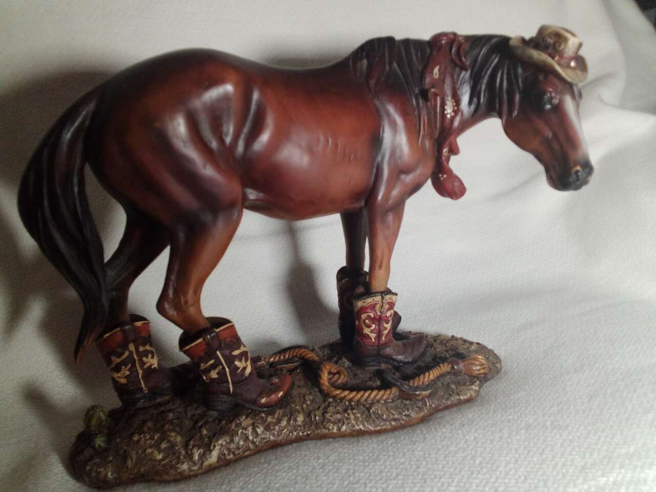 Cowboy Boots, Hat, Bandana, Rope, Desert, Resin, Model Horse