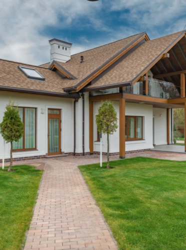 Utah's Premier Roofers | Residential Roof Replacement | Metal/Flat Roof Restoration | Insurance Claims | Wind/Hail Damage