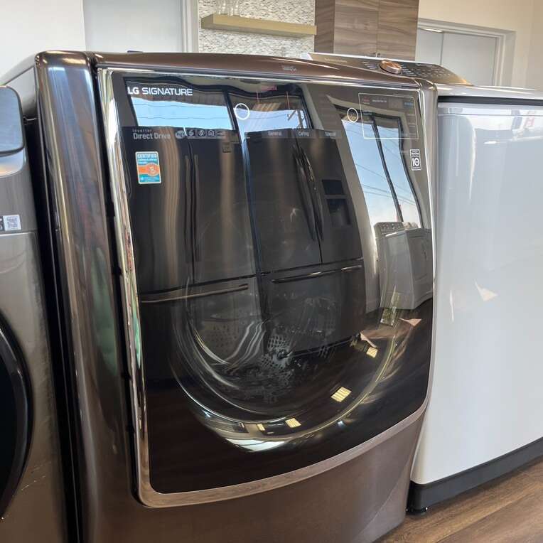 NEW LG SIGNATURE FRONTLOAD WASHER MODEL: WM9500HKA