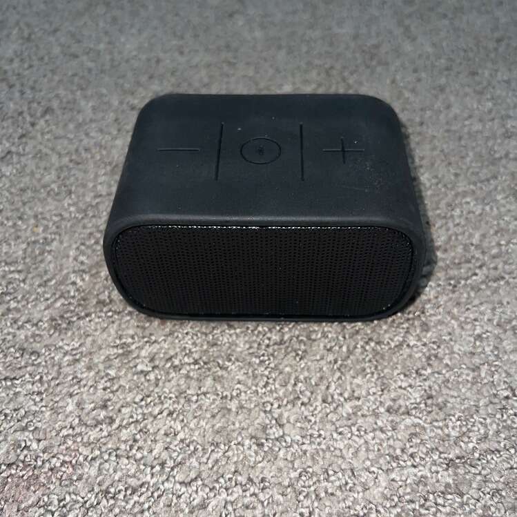 UE Ultimate Ears mini Boom Bluetooth Speaker