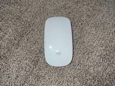 Apple Magic Mouse 1