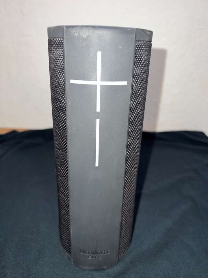 Ultimate Ears UE Boom Wireless Bluetooth Speaker