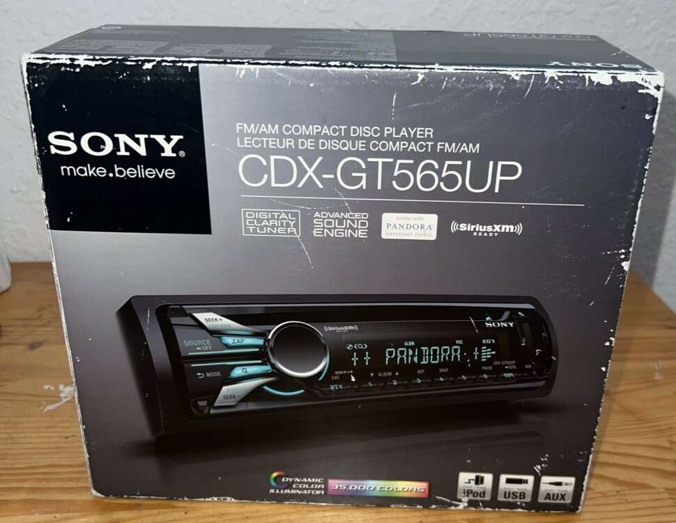 Sony CDX-GT565UP FM/AM Compact Disc Player